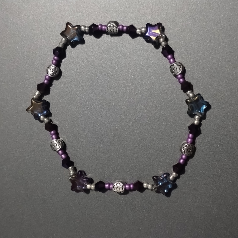 Purple star bracelet